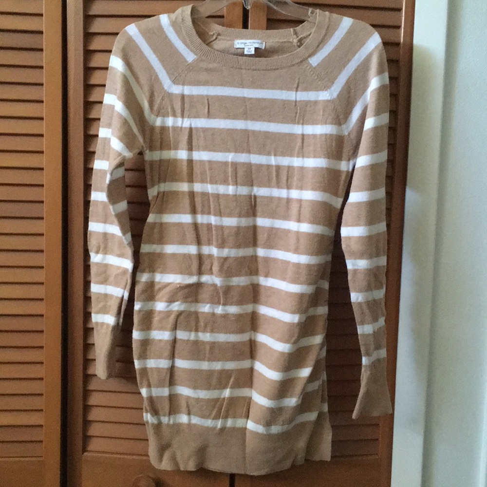 Maternity sweater